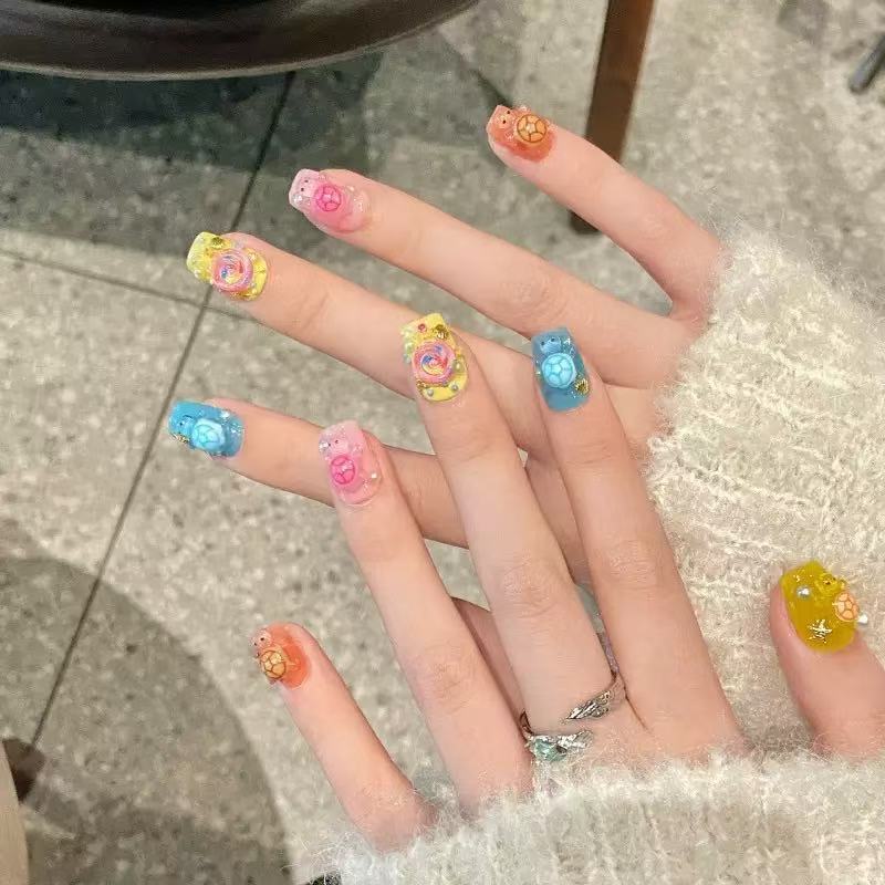 Phone Accessories Charms - 100個のミニカラフルタートルレジンチャーム、フラットバックカボション、かわいいDIYスマホケースサイドデコレーション、ネイルアート、手作りクラフトアクセサリー