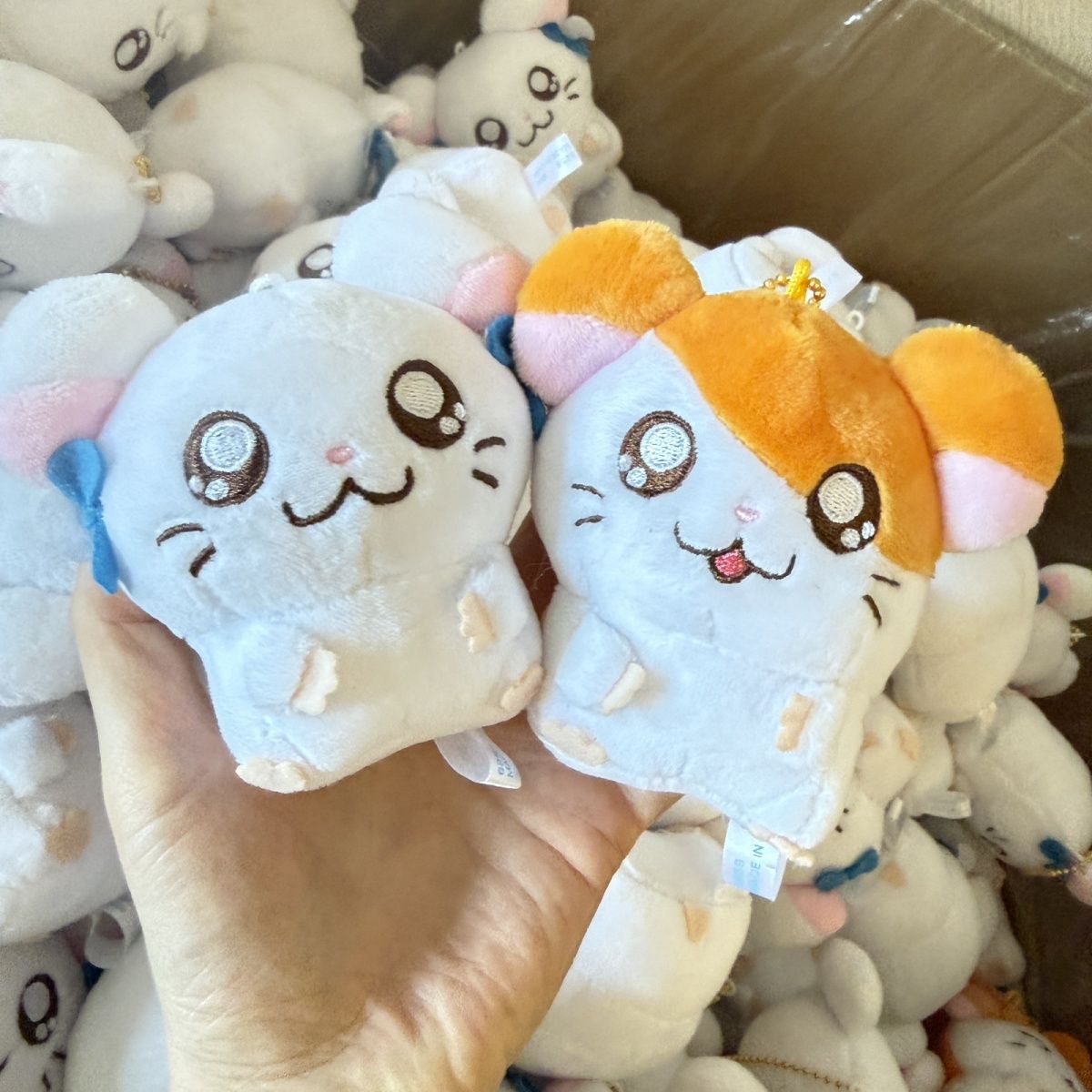 Phone Accessories Charms - かわいいハムタロ ビジュー ハグぬいぐるみキーホルダー バッグチャーム カワイイギフト 男の子