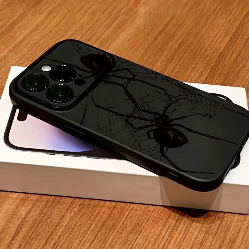 Xo Phone Accessories - クールな黒蜘蛛柄のiPhoneケース iPhone 11 12 13 14